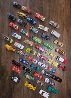 Die cast cars
