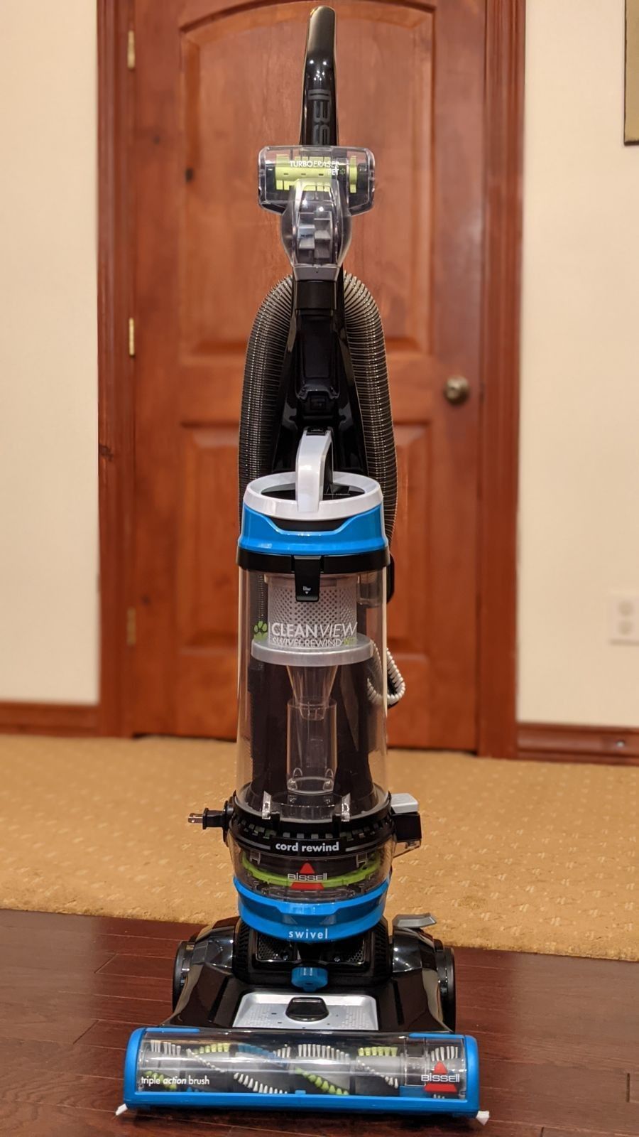 BISSELL® CleanView® Swivel Rewind Pet Vacuum Like New Condition!