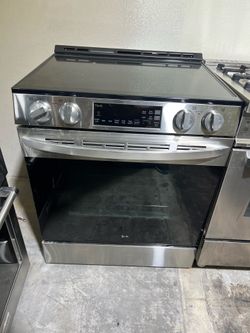 Lg electric stove 30”