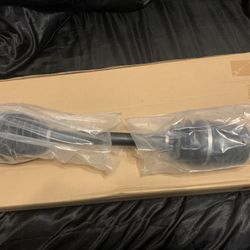 2004-2008 Acura TL Driver Side Axel $70.00