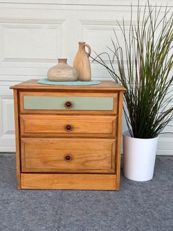 Solid wood Bedside  table