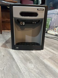 Follett Ice & Water / Beverage Dispenser