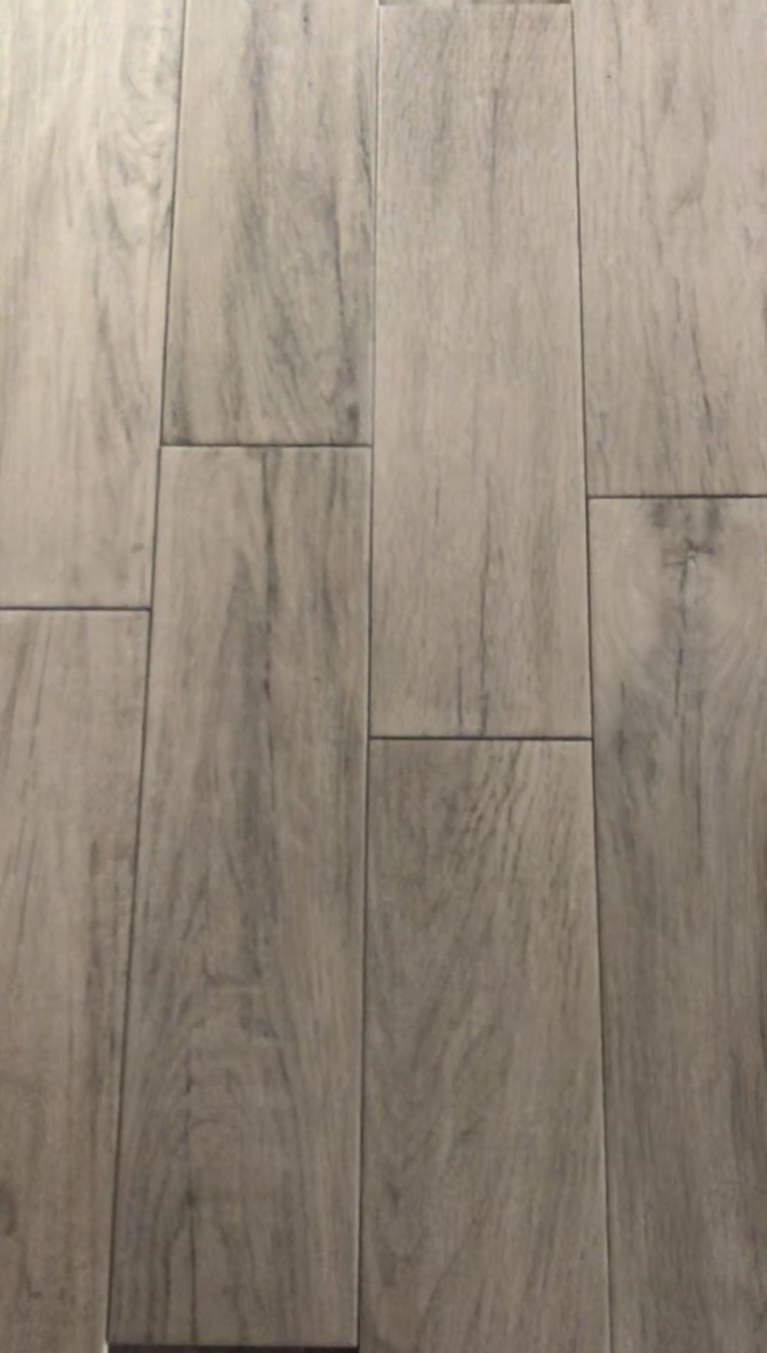 Wood look tile 6x24