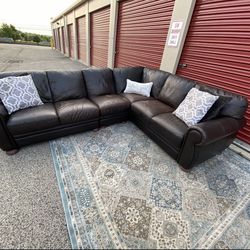 $1000 OBO Raymour and Flanigan Marsala Leather Sectional for Sale! Delivery Available!