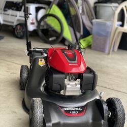 Honda Lawn Mower 