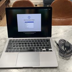 MacBook Air M1 (2020) - 512GB SSD - 8GB RAM - Space Gray