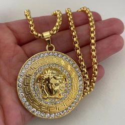 ✅🔥14K Gold Plated Medusa Alloy And Bling Rhinestone Hip Hop Pendant and chain 30Inch🔥✅