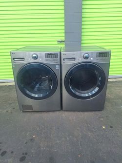 LG HE FRONT LOAD WASHER AND GAS DRYER SET