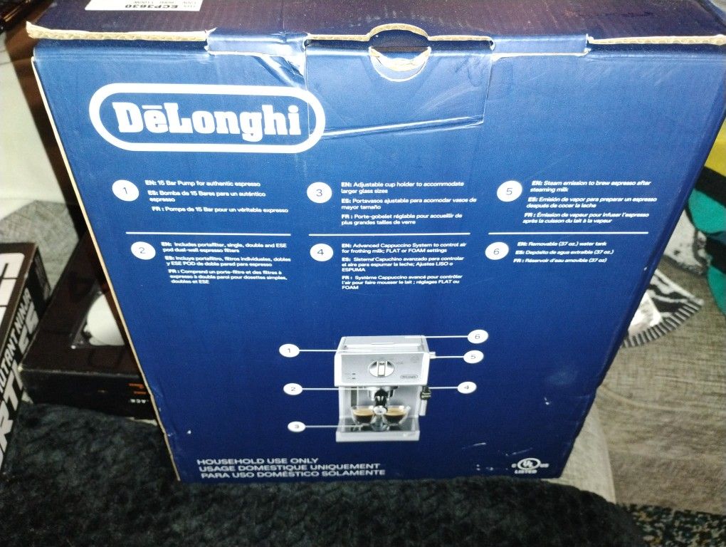 DeLonghi Expresso Machine