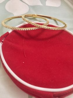 10k gold bangle bracelet