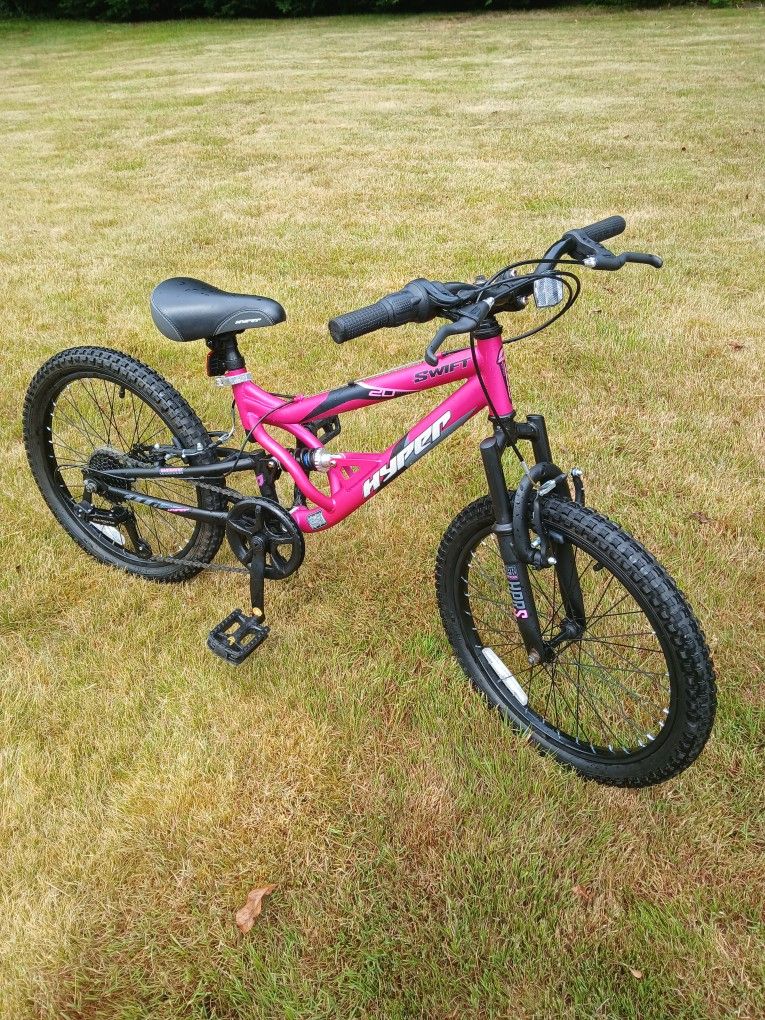 Hyper Swift 20 Inch Girls Mountain Bike