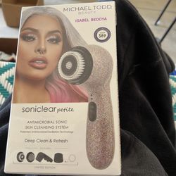 Soniclear Petite Isabel Bedoya Limited Edition Skin Cleansing Brush