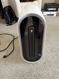 Alienware Aurora R15 Gaming PC - RTX 4080, i7-13700KF, 16GB DDR5, 1TB SSD