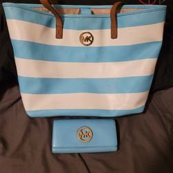 Michael Kors Purse & Wallet