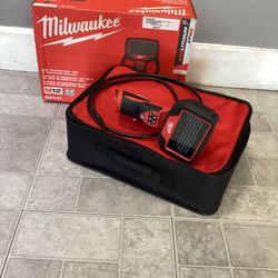 Milwaukee 2323-21 M12 Inspection Camera 4Ft 