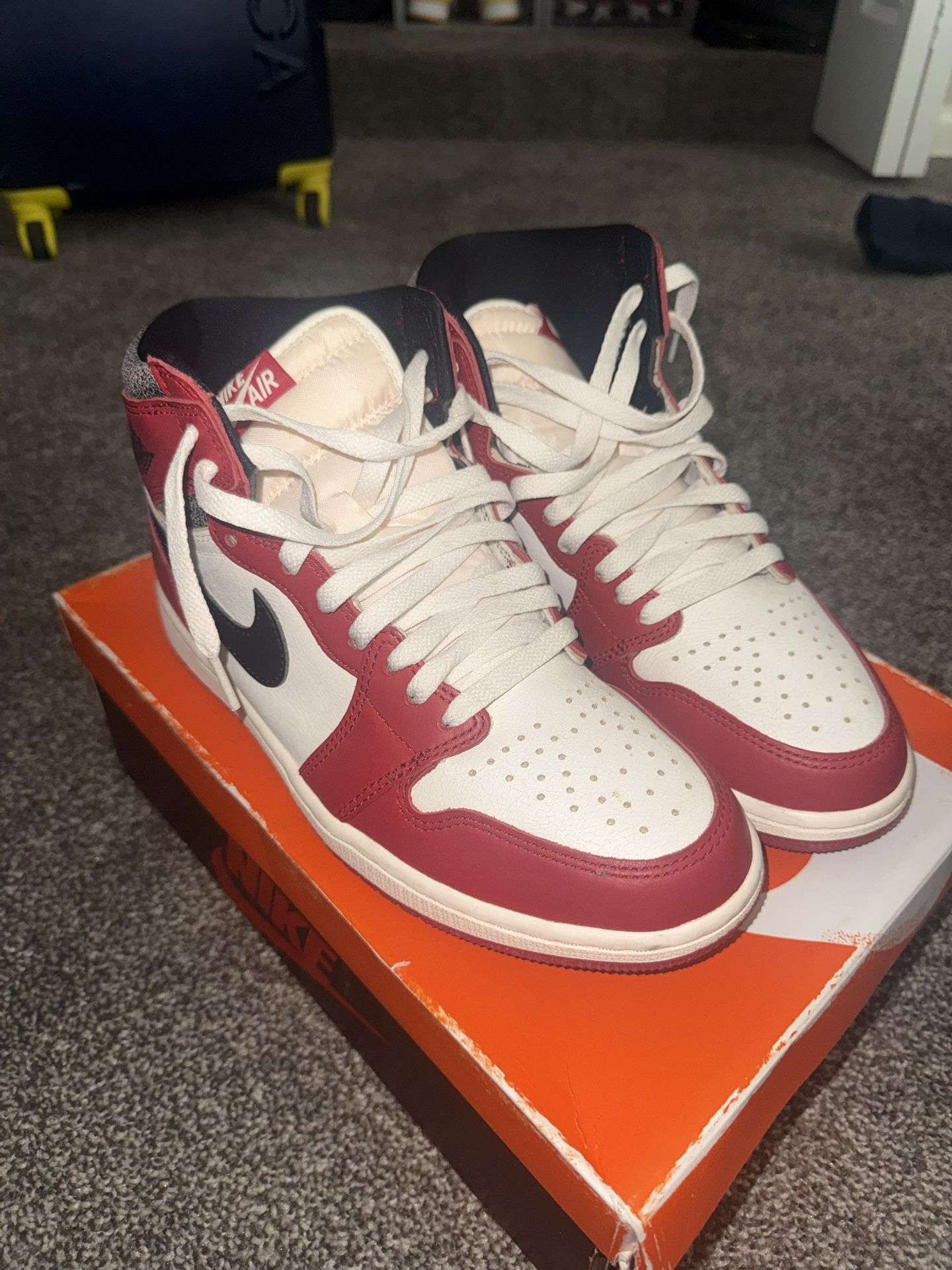 Retro Jordan 1 og lost & Found 8.5