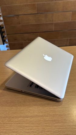 Apple MacBook Pro 13” i5/8GB/256GB SSD $140