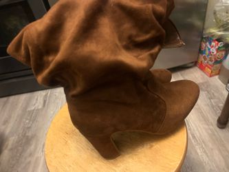 Brown Suede Slouch Block Heel Boots – Women’s Size 6