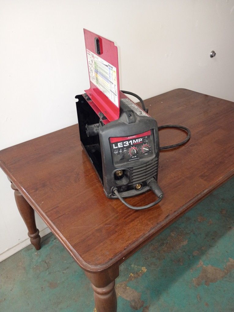 LE31mp Lincoln Welder