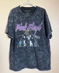 Pink Floyd shirt