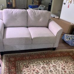 Love Seats Couch 🛋️ 
