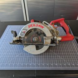 #3 Skilsaw MAG77LT 7-1/4″ Worm Drive Circular Saw – Fair