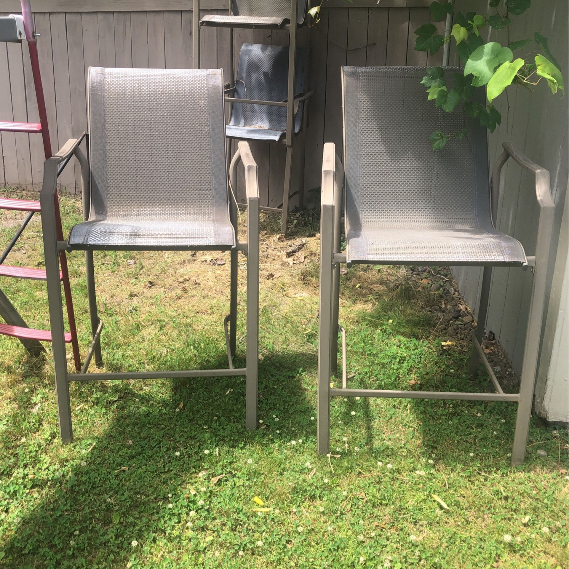High Chairs With Bar Table