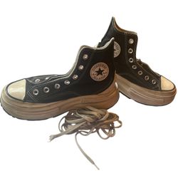 Black Converse All Stars Size 6 Woman’s  Lace Us Included 