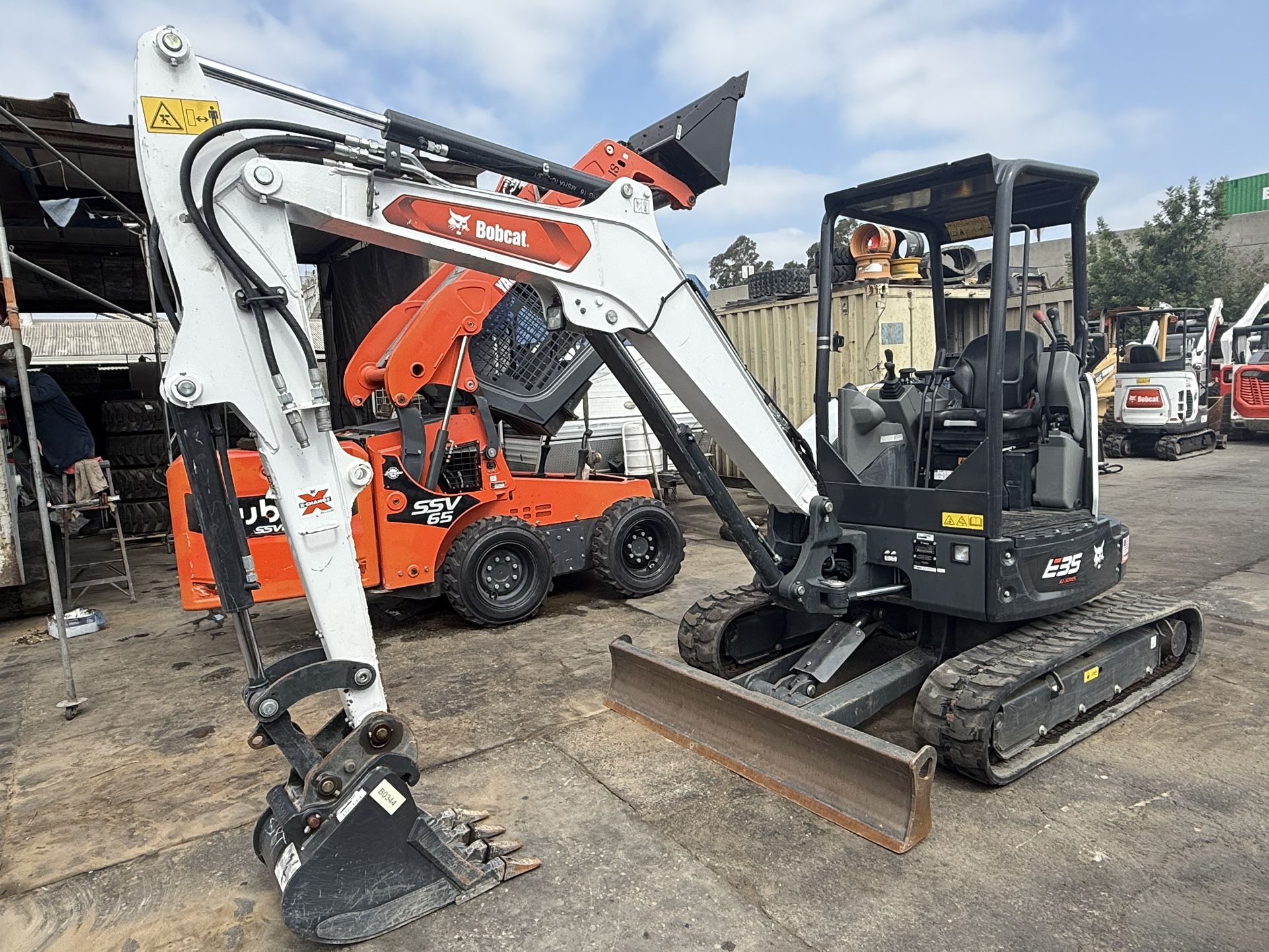 2023 Bobcat E35 Mini Excavator 800 Hours