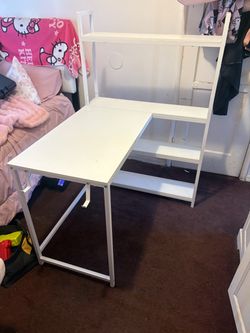 White L-shaped computer desk