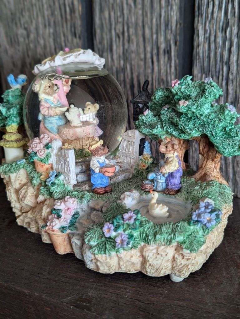 Bear's Music Box