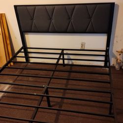 Brand New Queen Size Metal Bed Frame Cloth Head Board 