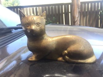 Solid brass cat