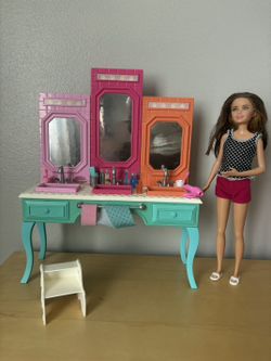 Barbie Sisters Skipper Doll w/Vanity