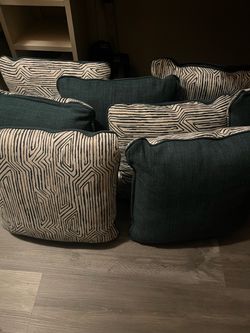 Throw Pillows
