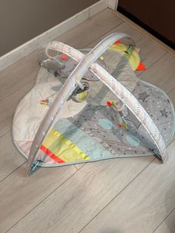 Baby Activity Play Mat with Arches and Toys