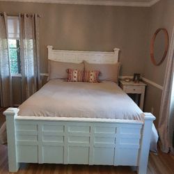 Queen Furniture Set
