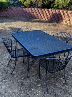 Mid Century Wrought Iron Patio Dining Set