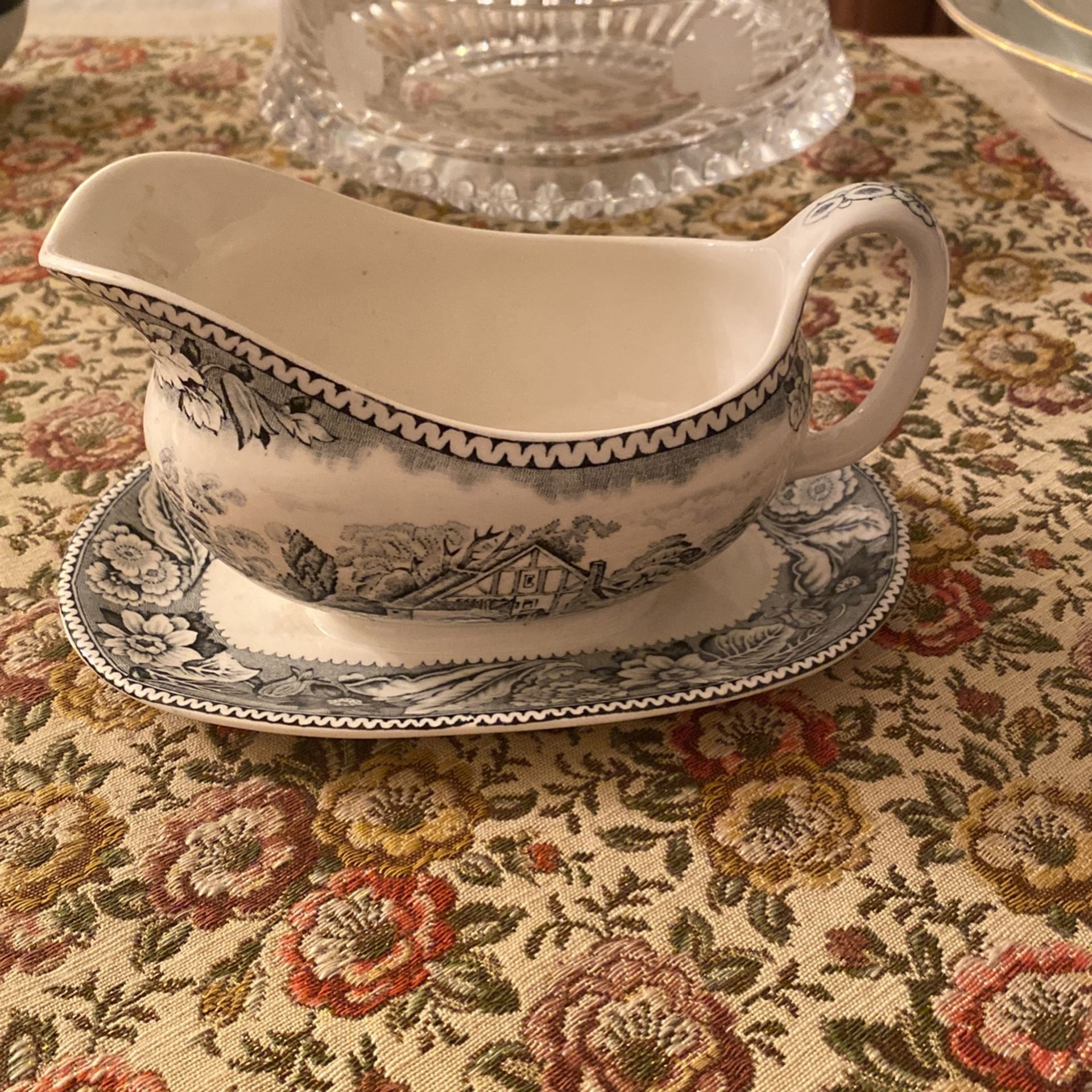 Woodland “Wood & Son” - gravy boat with attached saucer