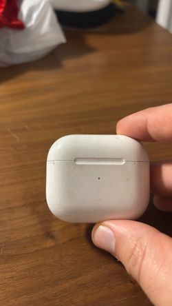 AirPods 3rd Generation Lightning Charging Case