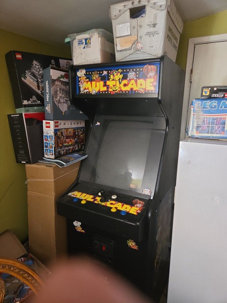 Video arcade game