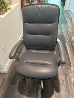 Gray Leather Office Chair with Armrests