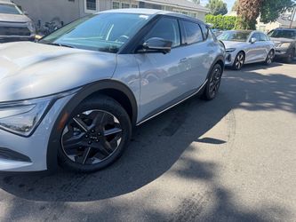 2025 KIA EV6