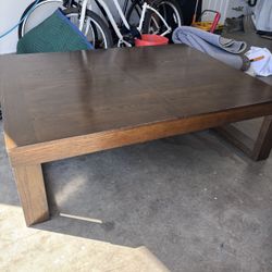 Free Large Coffee Table
