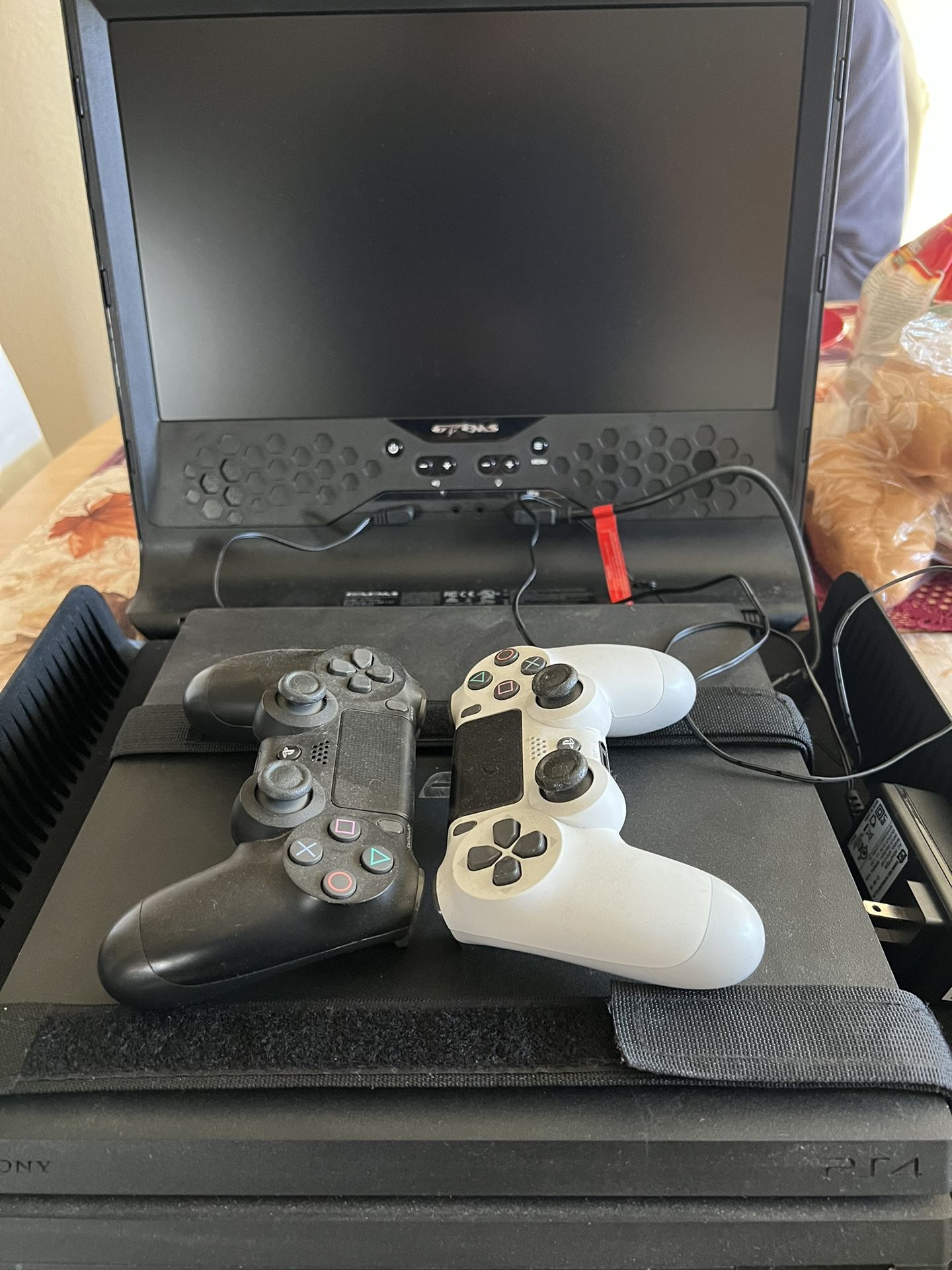 Ps4 Pro With Portable TV &headset 