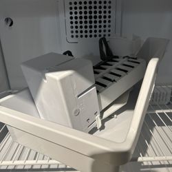 Whirlpool Ice Maker