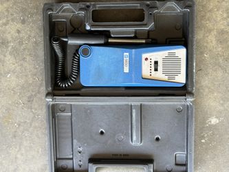 AIR CONDITION ELECTRONIC LEAK DETECTOR