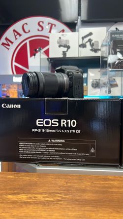 Canon R10 with 18-150mm open box