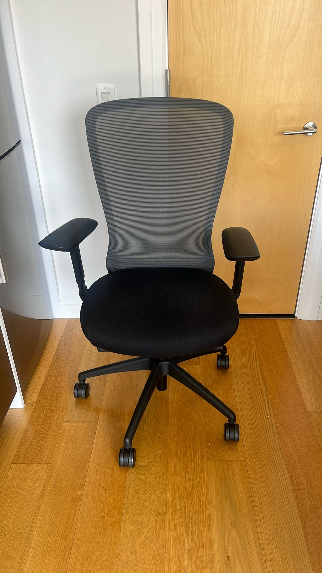 Ergonomic Office Chair