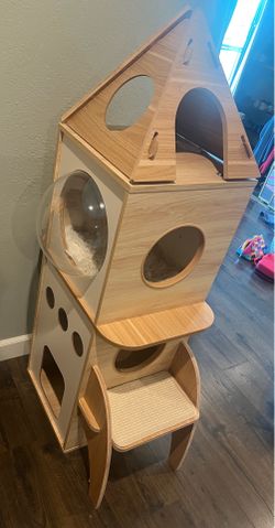 Cat Tree Rocket Ship Natural Wood - Paws Road Brand